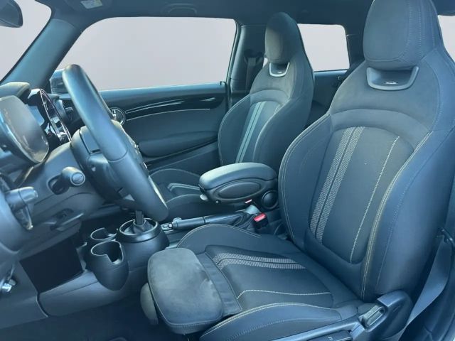 MINI Cooper JCW Trim *Bi-LED*Pano*Navi*CAM*SHZ*CarPlay*