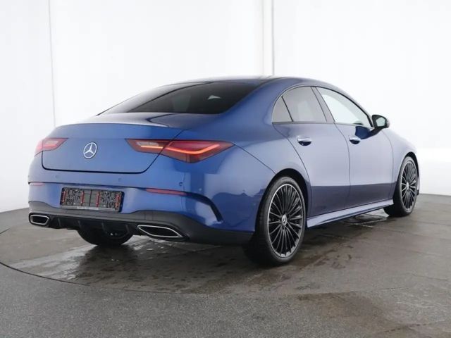 Mercedes-Benz CLA 180 AMG Line Coupé