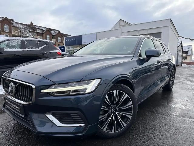 Volvo V60 AWD Plus T6