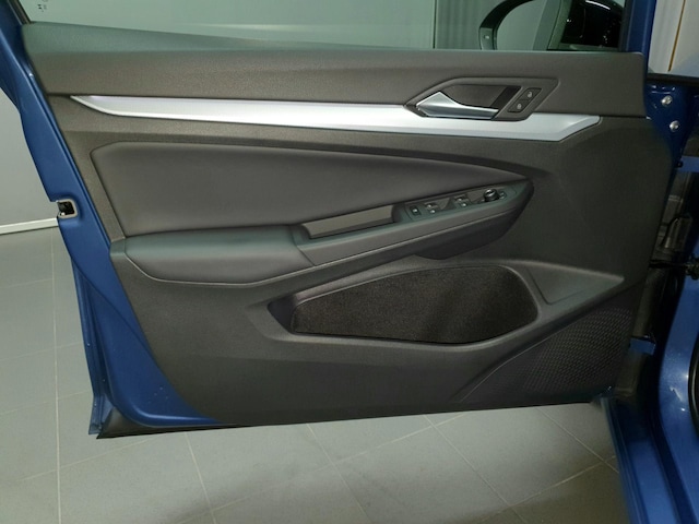 Volkswagen Golf 1.5 eTSI DSG