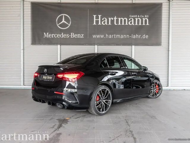 Mercedes-Benz A 35 AMG 4MATIC AMG Line