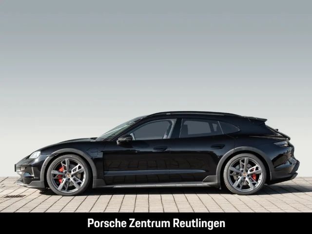Porsche Taycan 4S Cross Turismo