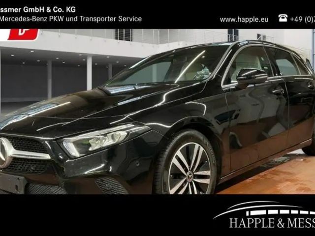 Mercedes-Benz A 180 A 180 d Progressive