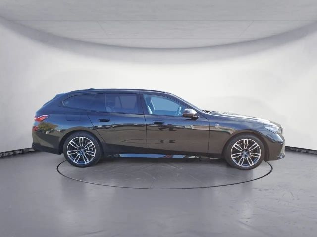 BMW 520 520d M-Sport Touring xDrive