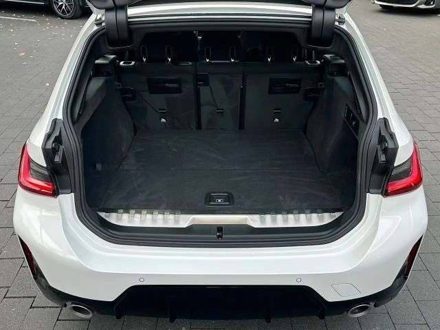 BMW 330 330e M-Sport Touring