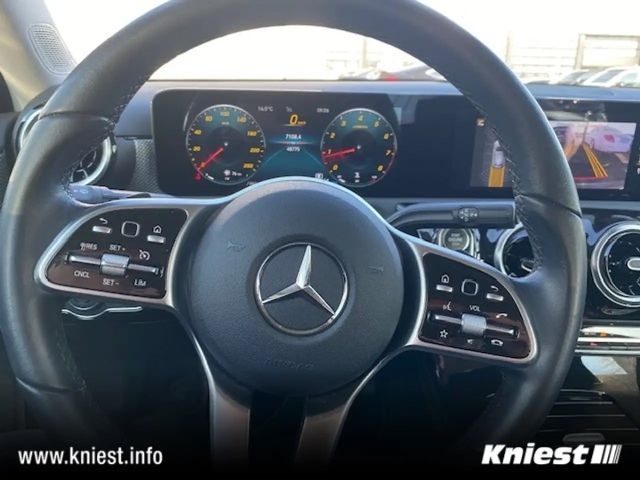 Mercedes-Benz A 180 Progressive