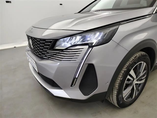 Peugeot 5008 1.2 Turbo 130cv **AUTO/NAVI/CUIR/CAMERA/7PL**