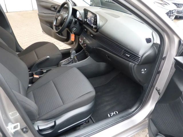Hyundai i20 AUT. APPLE LHZ SHZ KAMERA KLIMA.