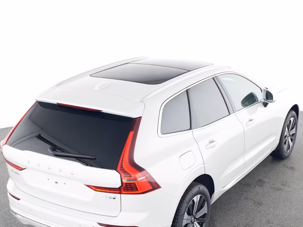 Volvo XC60 AWD Core Recharge