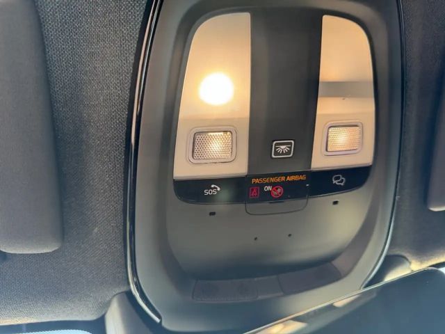 Volvo XC40 Dark Plus