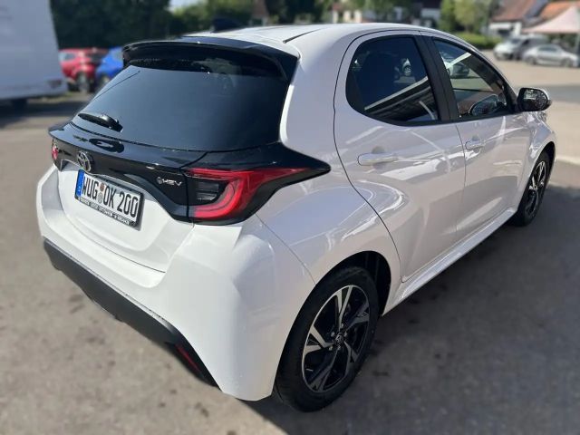 Toyota Yaris Hatchback Hybride VVT-i