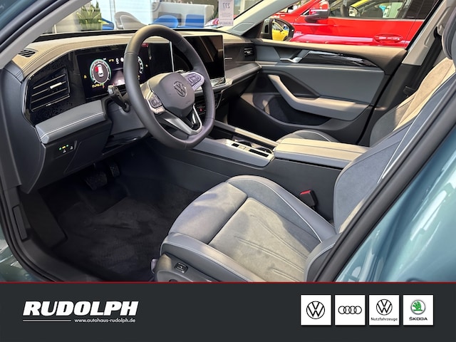 Volkswagen Passat 1.5 eTSI Business DSG