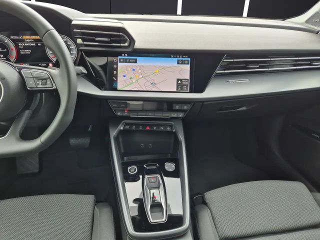 Audi A3 35 TDI S-Line S-Tronic Sedan