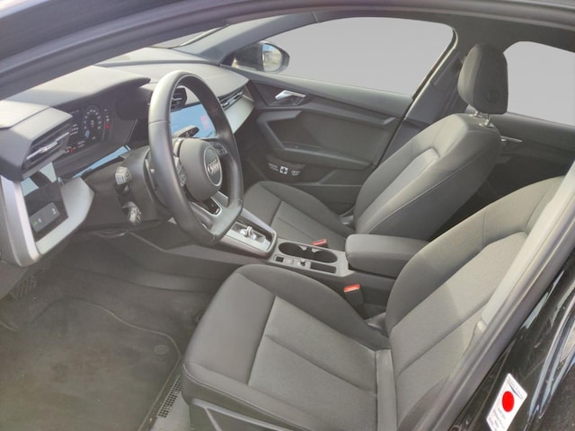 Audi A3 35 TFSI S-Line S-Tronic Sedan