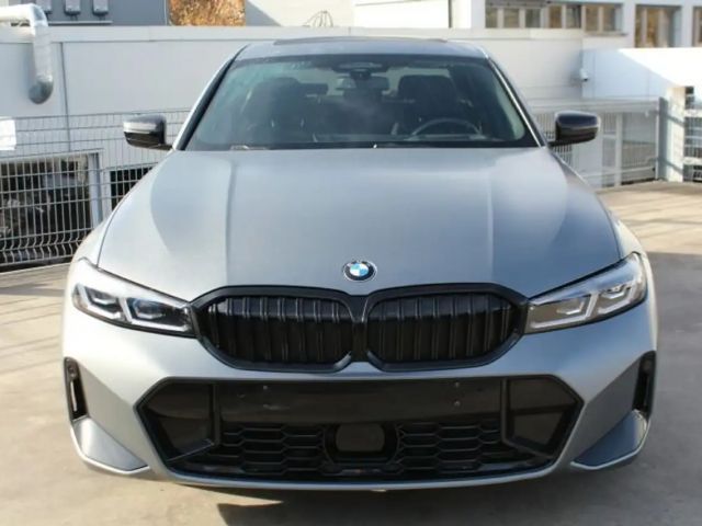 BMW 320 320d M-Sport Sedan xDrive