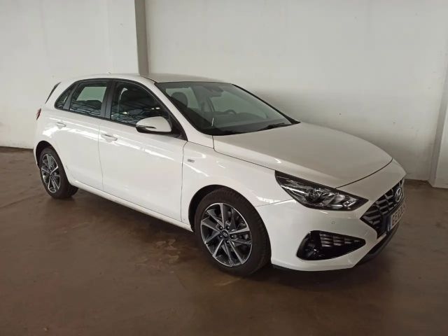 Hyundai i30 Hybrid Trend
