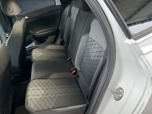 Volkswagen Taigo 1.5 TSI DSG R-Line