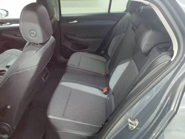 Volkswagen Golf 1.5 eTSI DSG