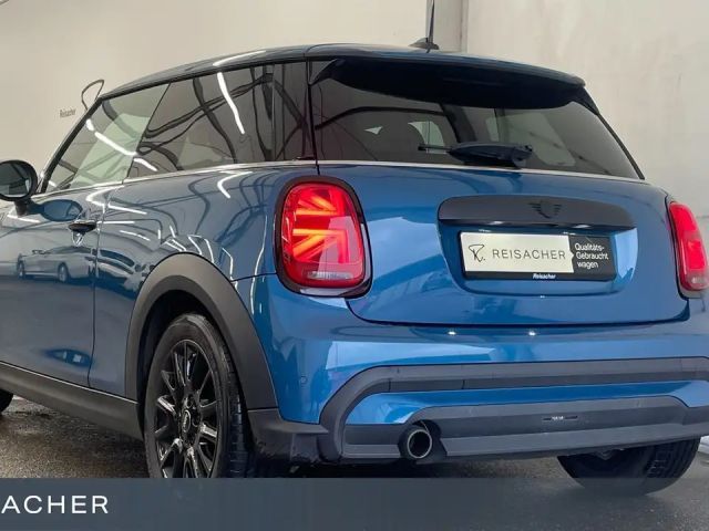 MINI One One Classic Trim PDC SHZ LED DAB KomftZ 16"LM