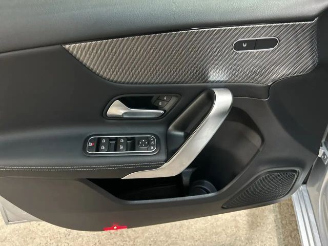 Mercedes-Benz A 180 Hatchback