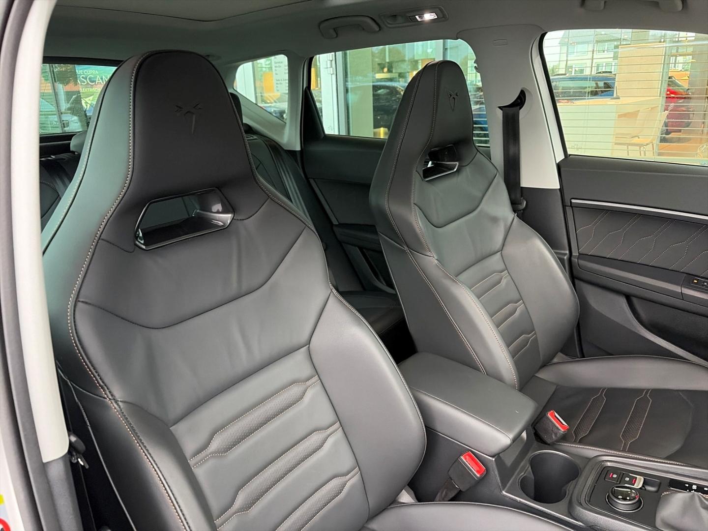 Cupra Ateca 110 kW (150 PS) Automatik AHK-klappbar Nav