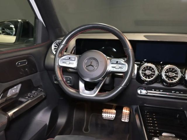 Mercedes-Benz GLB 200 AMG Line