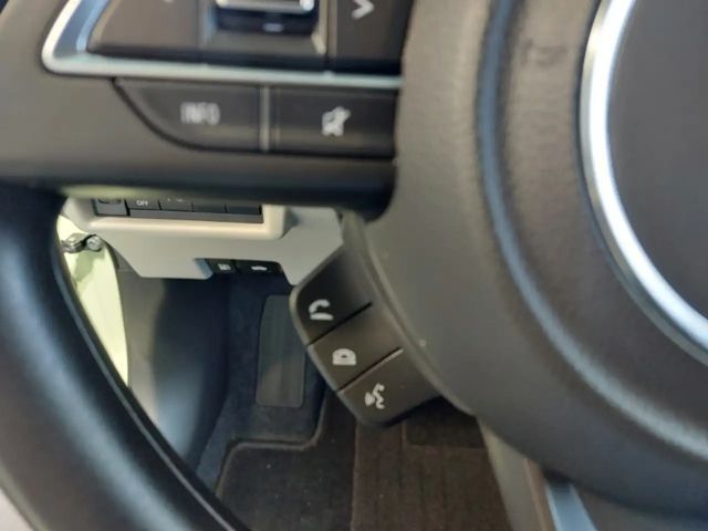 Suzuki Swift Club DualJet Hybrid