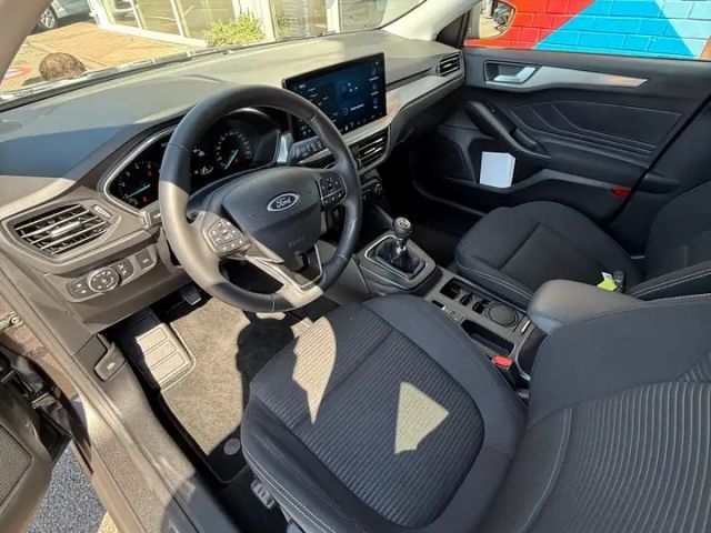 Ford Focus Titanium Wagon