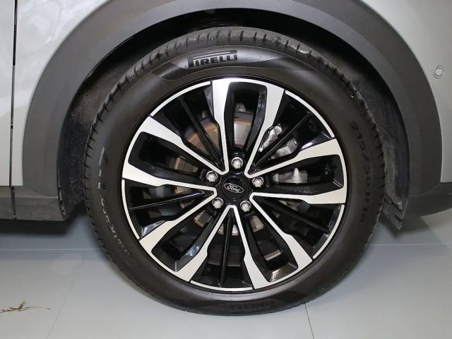 Ford Puma EcoBoost Titanium