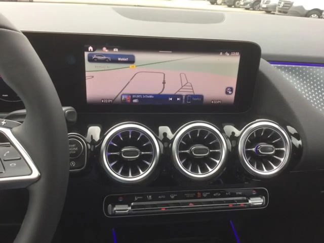 Mercedes-Benz GLA 200 Progressive