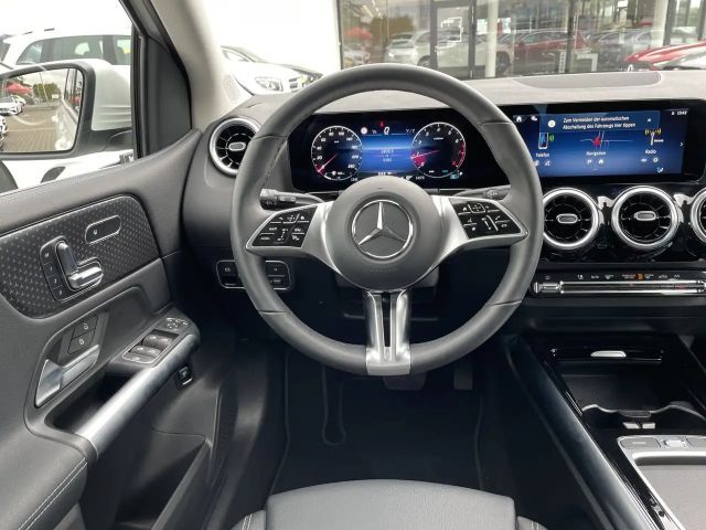 Mercedes-Benz B 180 B 180 PROGR+MBUX+360°+LED+EASY-P+ASSIST+CARPLAY+