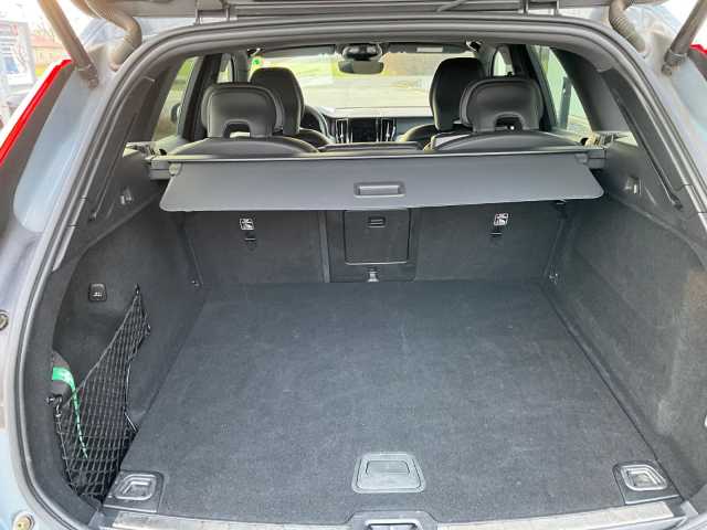 Volvo XC60 Dark Plus