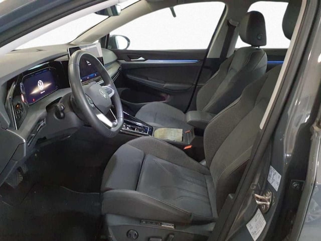 Volkswagen Golf 1.5 eTSI DSG Golf VIII Style