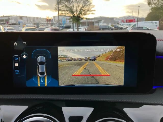 Mercedes-Benz CLA 200 AMG Line Coupé