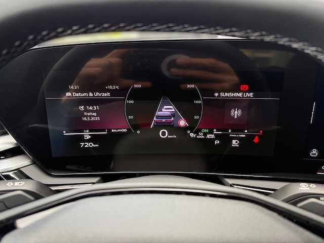 Audi A6 Avant Quattro S-Tronic