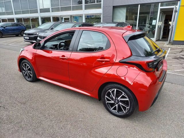 Toyota Yaris Hybride Team D