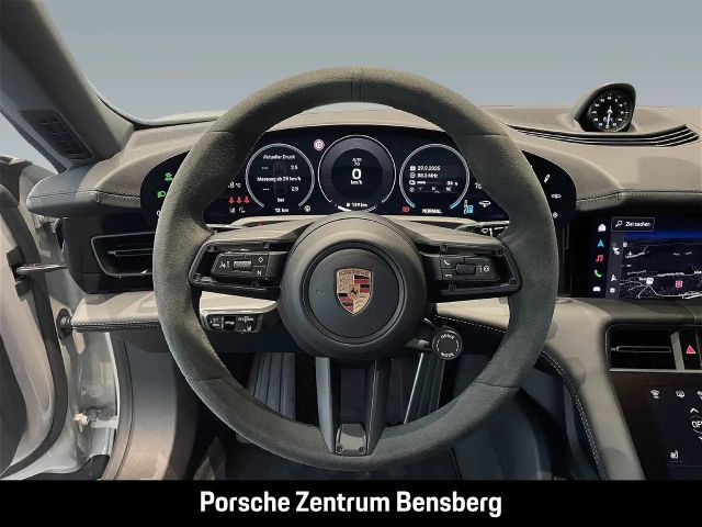 Porsche Taycan 4 Cross Turismo