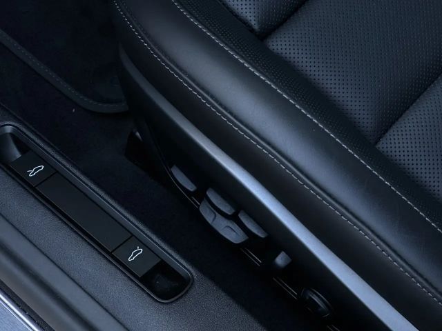 Porsche 992 4S Cabrio Carrera