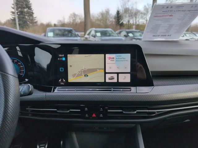 Volkswagen Golf 1.5 TSI Golf VIII R-Line