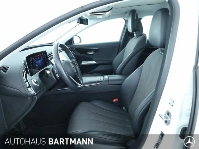 Mercedes-Benz E 200 AVANTGARDE Estate