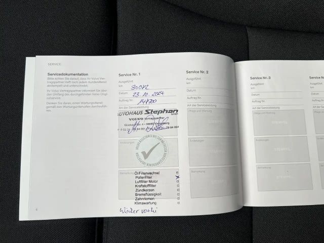 Volvo XC40 Core Recharge