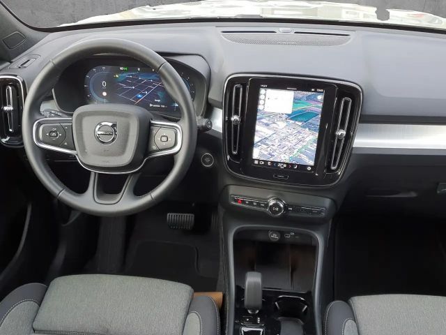 Volvo XC40 Dark Plus