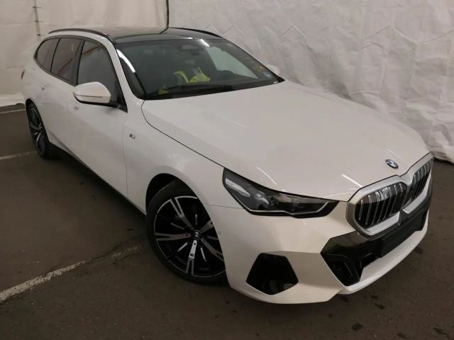 BMW 520 520d M-Sport Touring xDrive