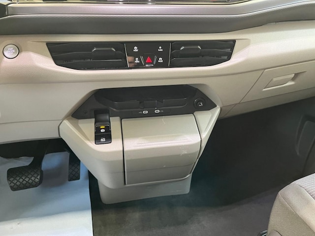 Volkswagen Multivan 2.0 TDI Lang T7