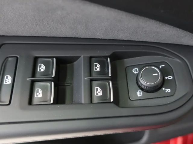 Volkswagen Golf DSG R-Line Variant