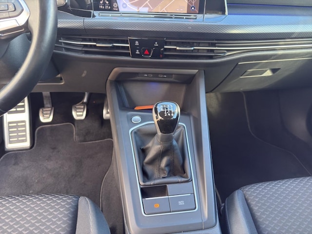 Volkswagen Golf 1.5 TSI Golf VIII