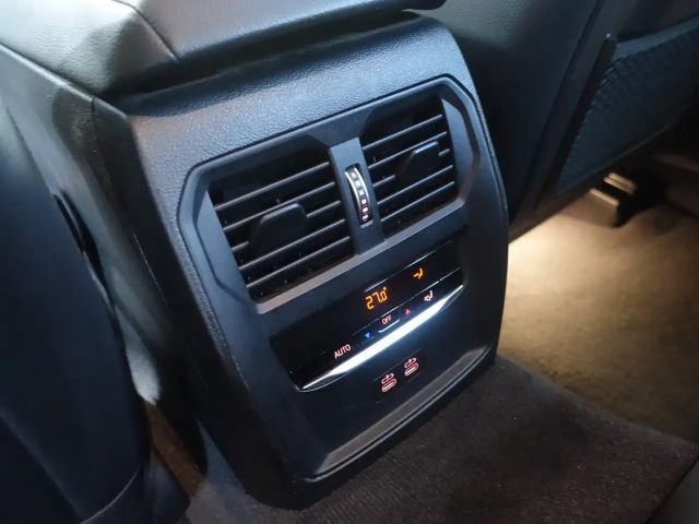 BMW 318 318d M-Sport