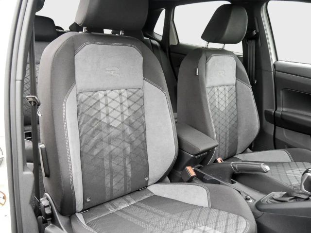 Volkswagen Polo 1.0 TSI DSG IQ.Drive R-Line