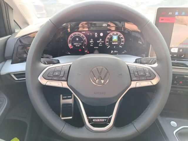 Volkswagen Golf 1.5 TSI Golf VIII