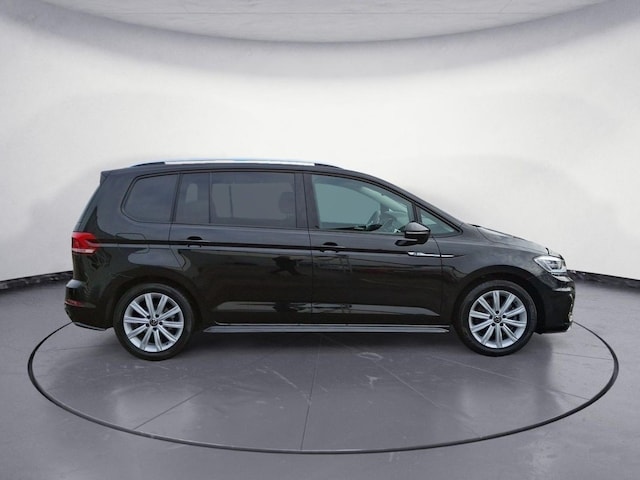 Volkswagen Touran DSG IQ.Drive R-Line